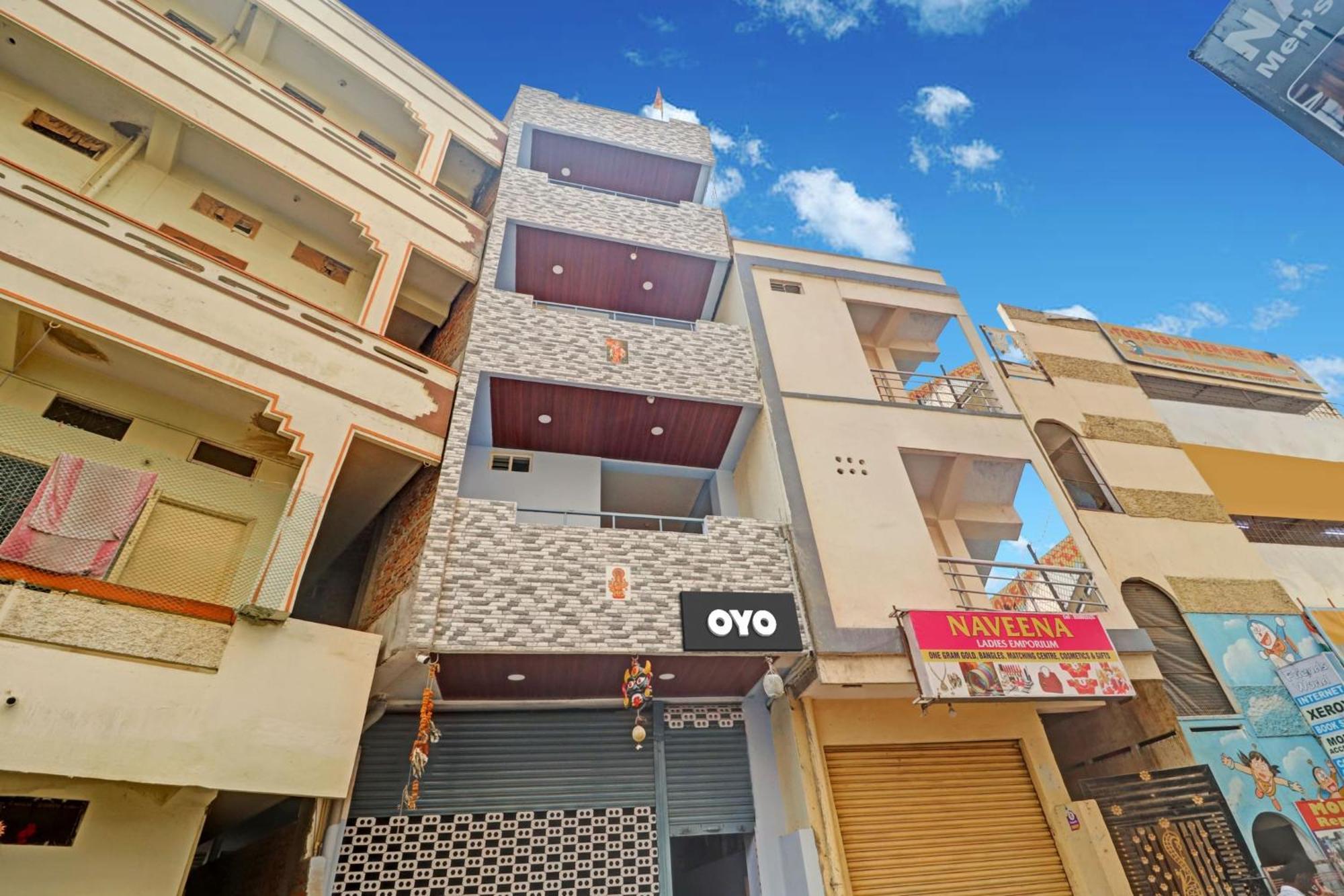 Super Hotel O Rbs Square Langer Houz Haidar Sahibguda Εξωτερικό φωτογραφία
